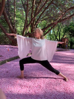 lisa yoga pose